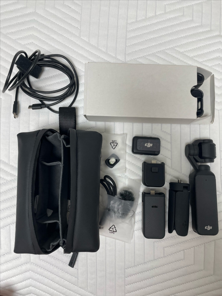 오즈모 포켓 3 크리에이터 콤보--1