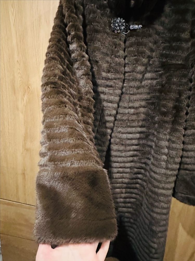 페이크퍼 밍크 롱코트--5