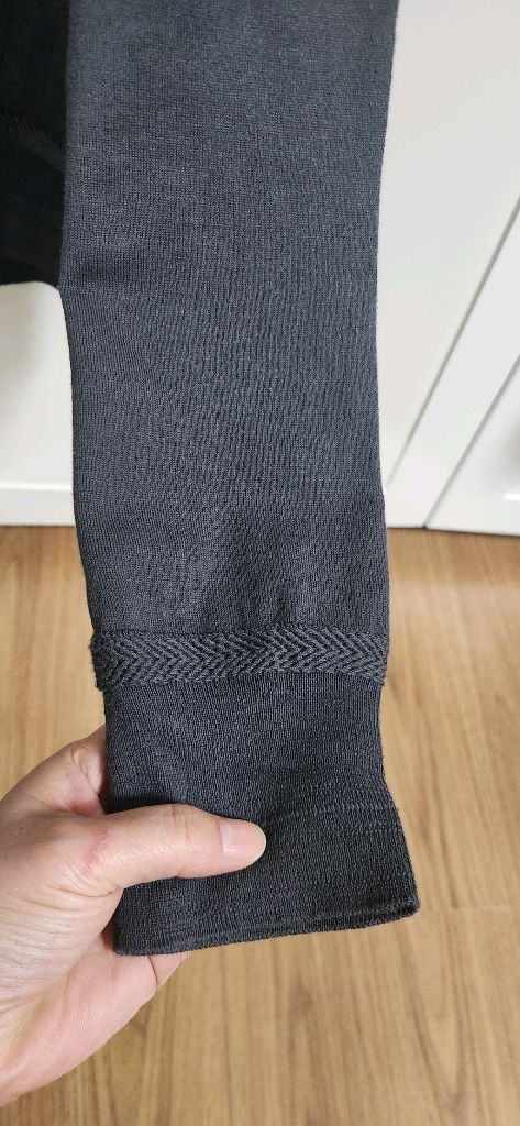 25 르베이지 콩단추 니트가디건 이미지