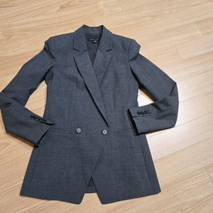 띠어리 여성자켓