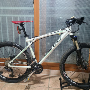 명품 GT 자스카 산악자전거 MTB