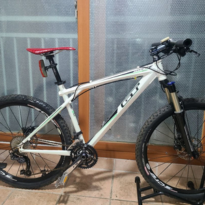 명품 GT 자스카 산악자전거 MTB