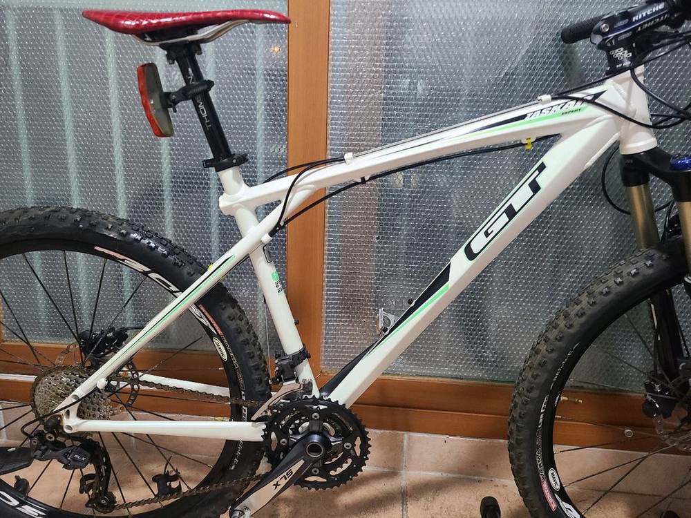명품 GT 자스카 산악자전거 MTB--1
