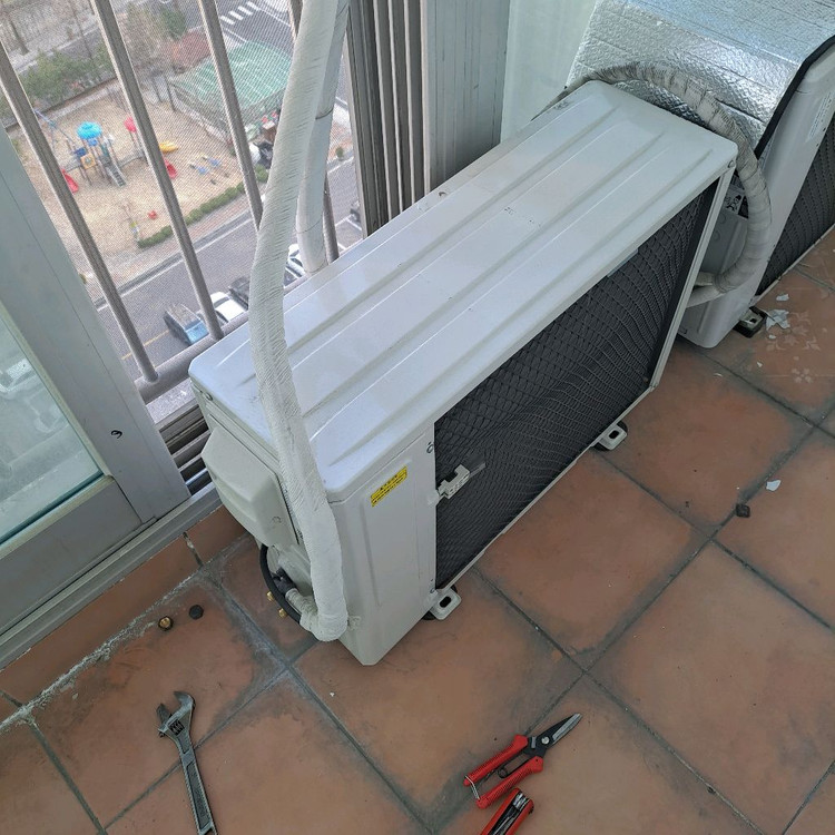 위니아 벽걸이 에어컨 6평 인버터 에어컨 TRV06HTW 이미지