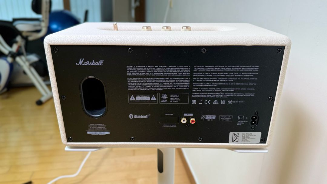 마샬 스탠모어3 화이트 스피커 + 스탠드 이미지