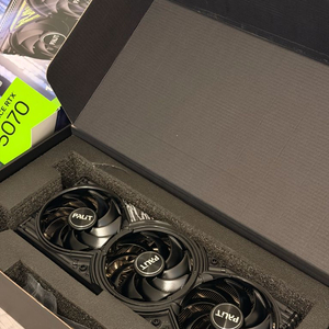 RTX 5070 Palit Gaming pro