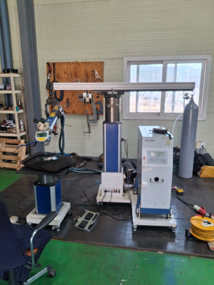 레이저용접기 알파 200w 이미지