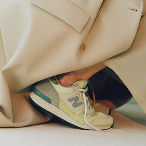 뉴발란스 x 오라리 475 콜라보 255 새상품