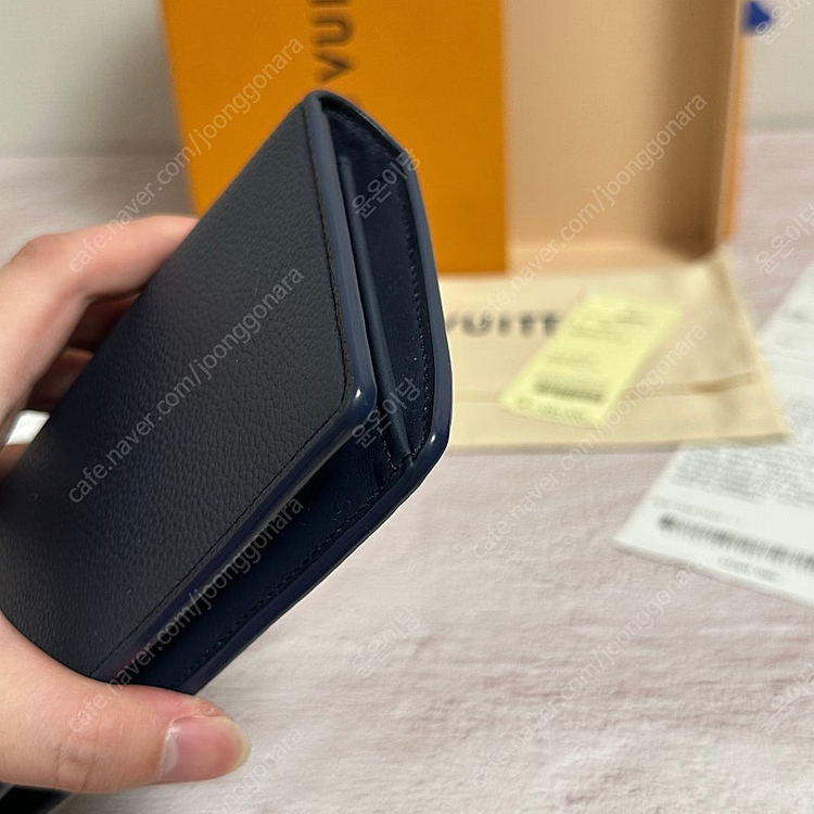 [풀구성] 루이비통 에어로그램 브라짜 월릿 장지갑 네이비 블루--7