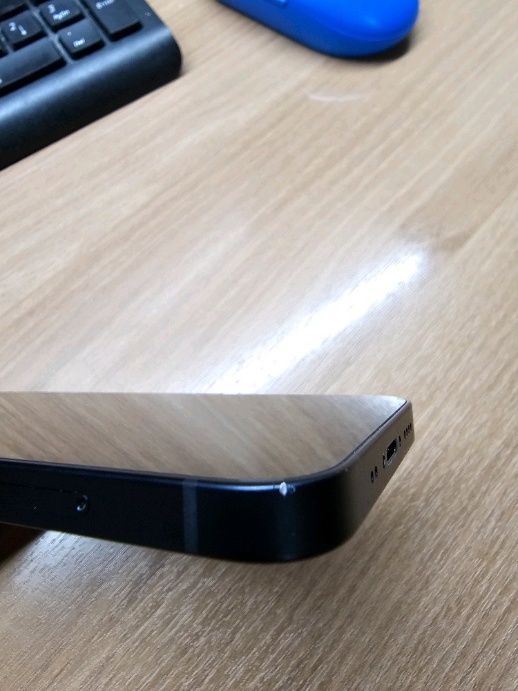 아이폰 12 미니 블랙 128g 팝니다--3