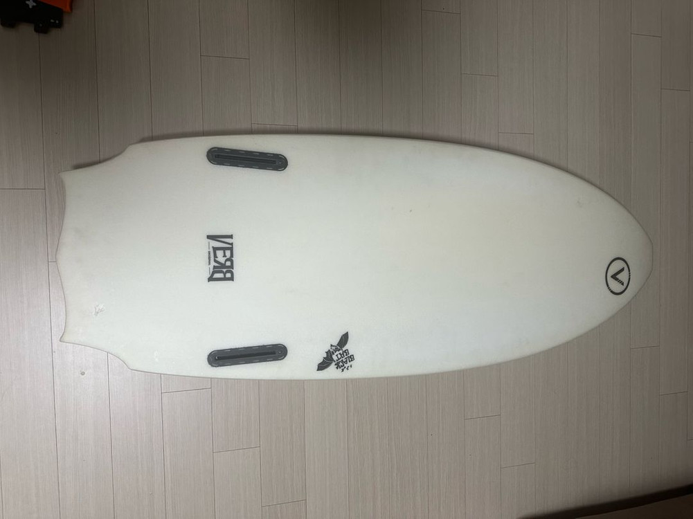 서핑데크. 버브.웨이크서핑.데크 이미지