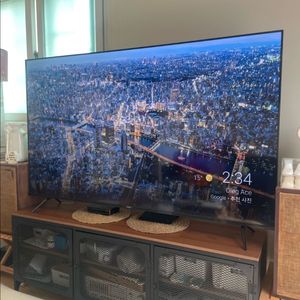 이스트라 70인치tv