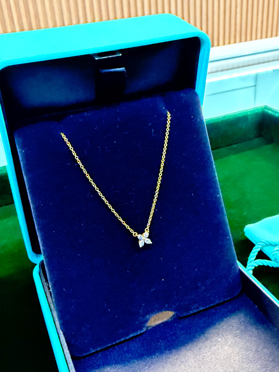 정품 티파니 빅토리아 로즈골드 마퀴즈 다이아몬드 목걸이--3