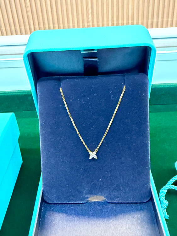 정품 티파니 빅토리아 로즈골드 마퀴즈 다이아몬드 목걸이--5