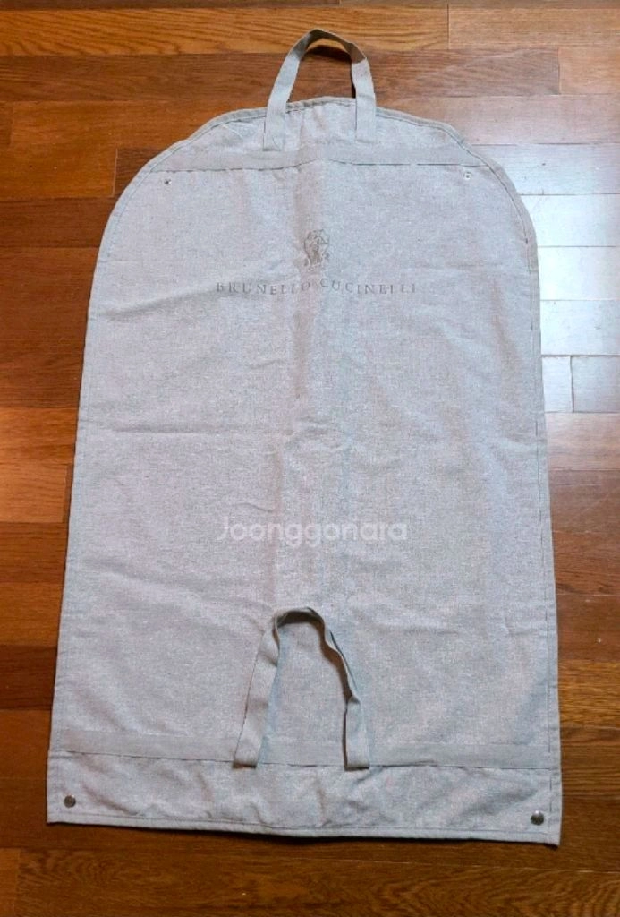 브루넬로 쿠치넬리 가먼트 수트백 케이스 이미지