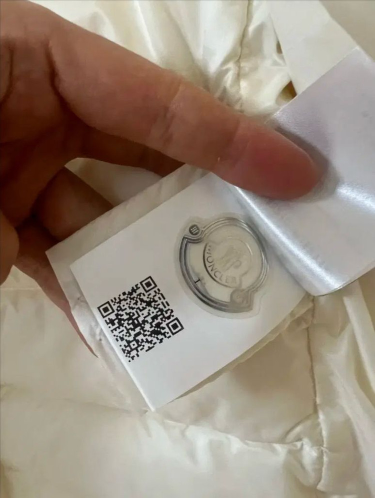 몽클레어 여성니트패딩 M (새상품급) 이미지