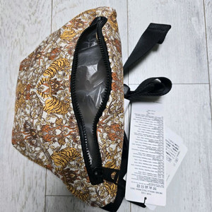 오니츠카타이거 웨이스트파우치 힙색 이미지