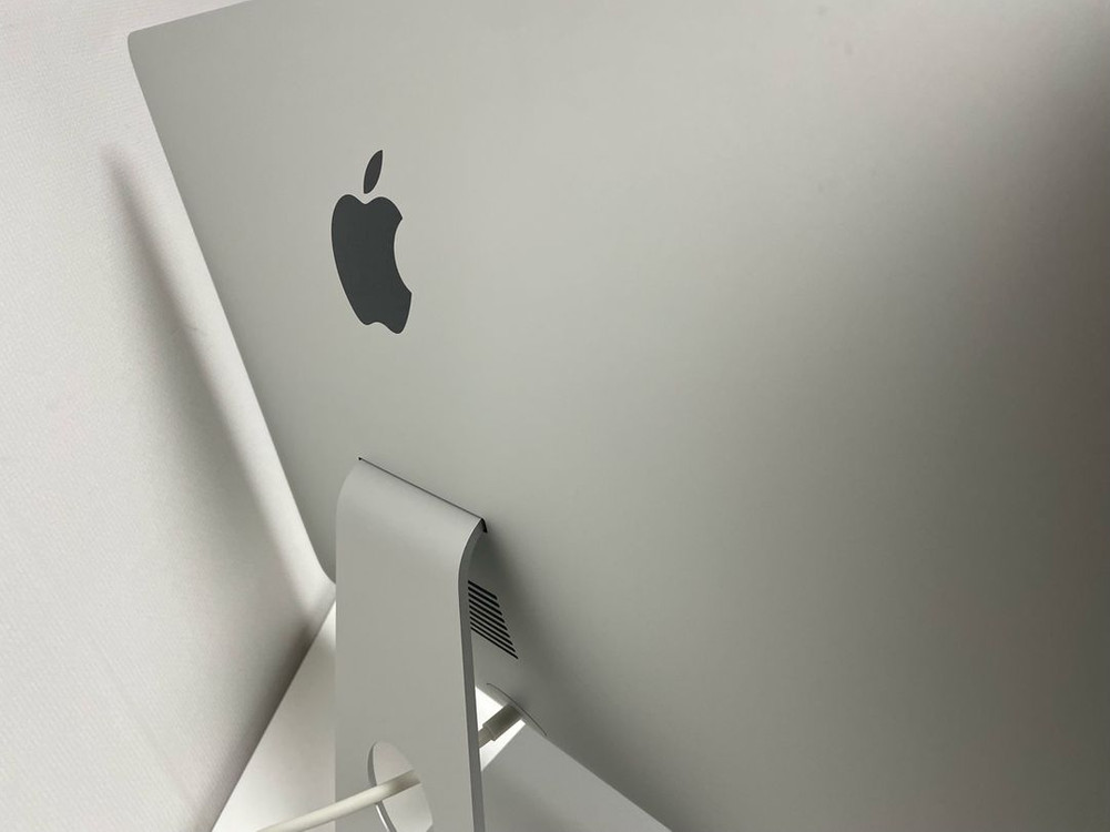 [풀박스_최고급형] 아이맥 21.5 4K i7 / RAM 16G / SSD 256G 이미지