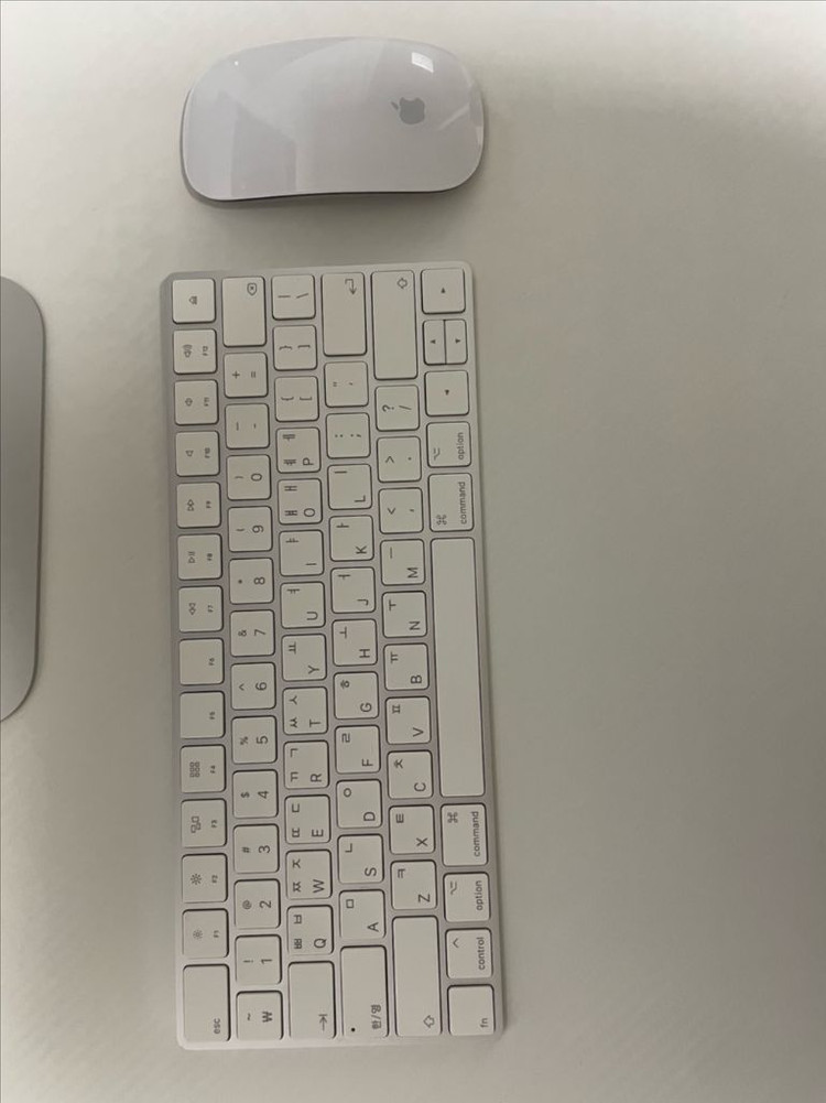 [풀박스_최고급형] 아이맥 21.5 4K i7 / RAM 16G / SSD 256G 이미지
