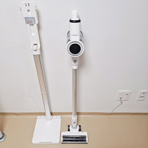 부품용 신일 무선청소기 SVC-S350IM 거치대포함 배터리,충전기없음