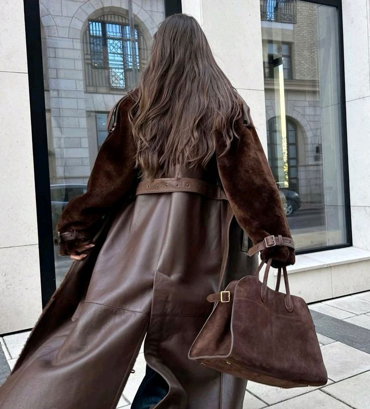 더로우 마고백 17 스웨이드 다크브라운 이미지