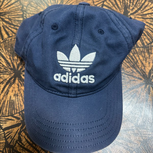 아디다스 네이비 볼캡