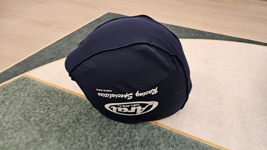 아라이 아스트로gx 모던그레이 s사이즈 판매.--8