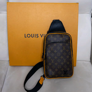 루이비통 에비뉴 슬링백 오렌지 한정판