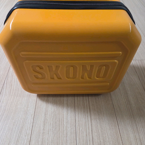 스코노 레디백 옐로우 색상 새상품 판매