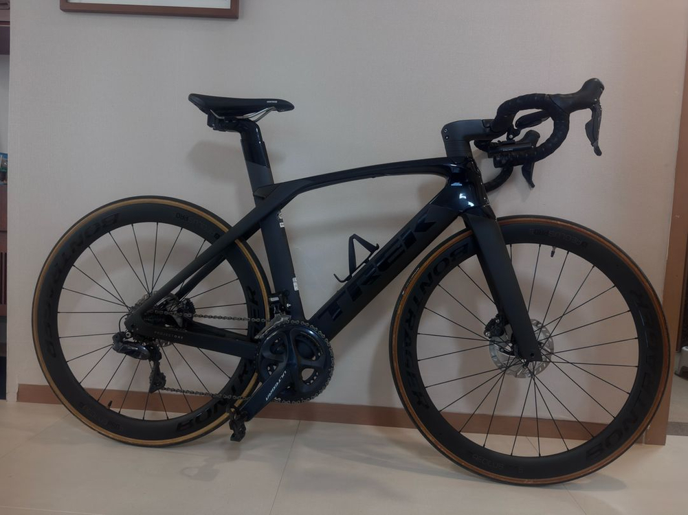 트렉 마돈 6세대 SLR7 최상급 상태 급매합니다 이미지