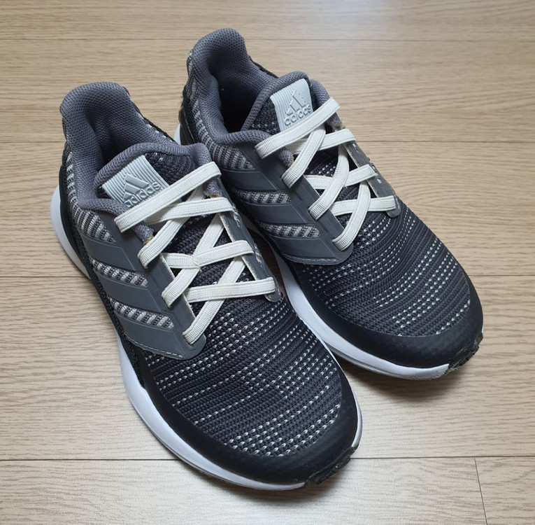 아디다스 키즈 운동화 170cm 2만원 이미지