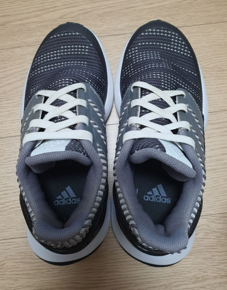 아디다스 키즈 운동화 170cm 2만원 이미지