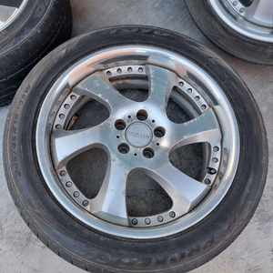 19인치 하이림 휠타이어 올뉴투싼ix 더뉴스포티지QL 더뉴소렌토R 싼타페DM 싼타페TM 이미지