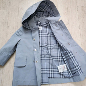 정품.최신형) 10y 버버리 키즈 트렌치 자켓 코트