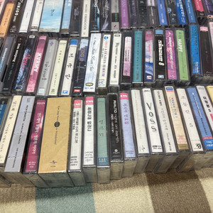 미개봉 카세트 테이프 개당 1만원