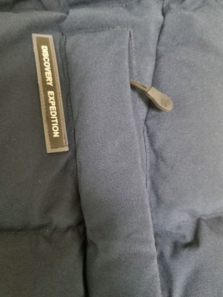 디스커버리 롱다운패딩. 110사이즈. 진네이비-상태 아주 좋음 이미지