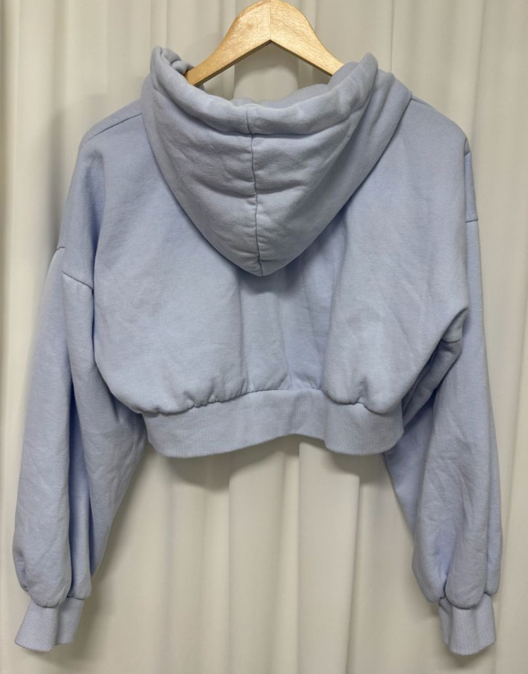 소라색 투피스 셋업 이미지