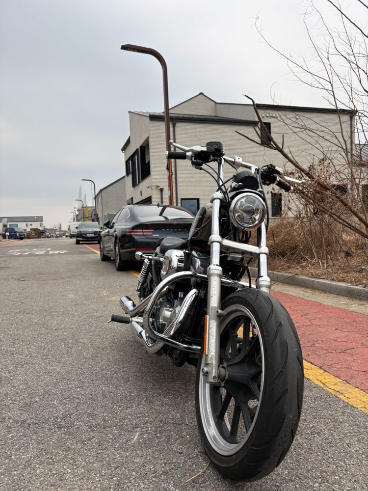 할리데이비슨 883 슈퍼로우 14년식 abs, 스마트키 이미지