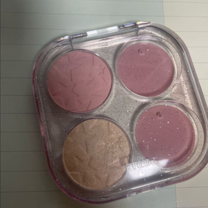 에뛰드 타로밀크티/ 단독주연 안개꽃 케이스 세트 이미지