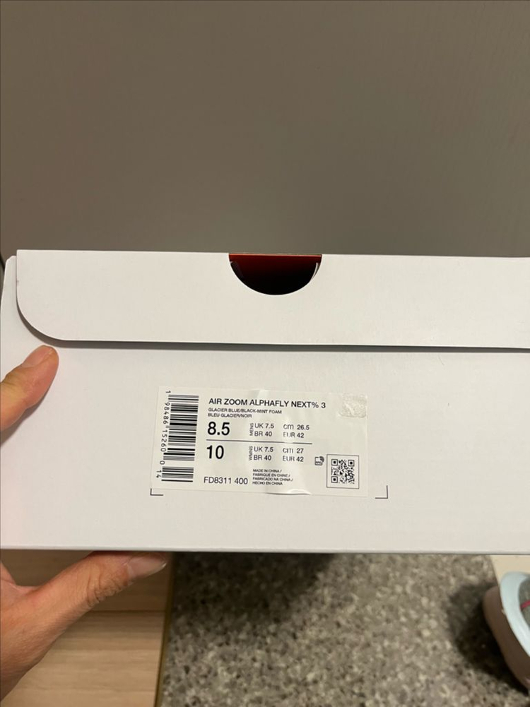 나이키 알파플라이3 265 판매합니다--5