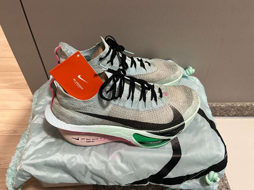 나이키 알파플라이3 265 판매합니다--6