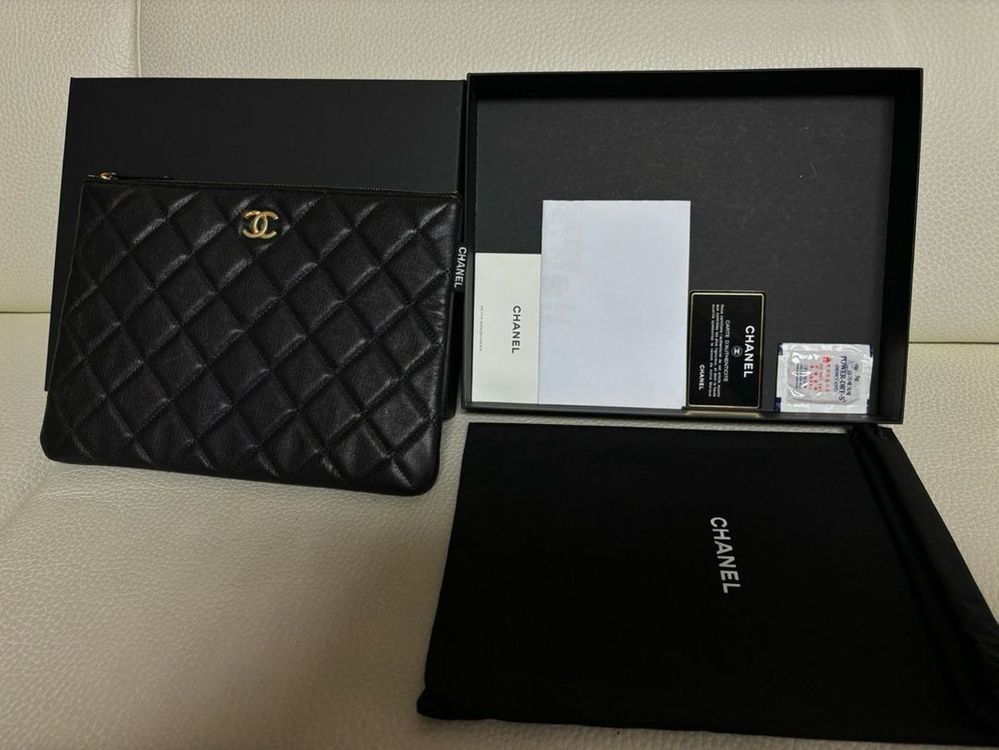 [미사용][정품]샤넬 CC로고 빈티지 클러치백 미디움--3