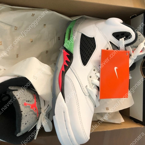 나이키 조던 5 레트로 스페이스잼 250사이 즈. 나코탭 새것