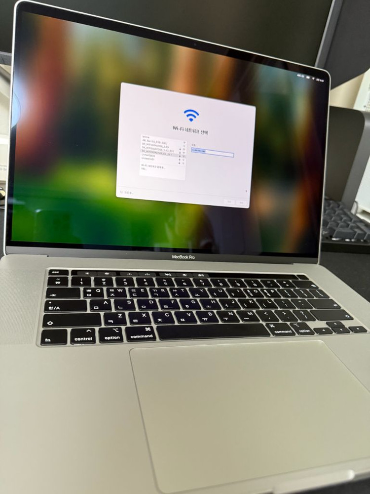 맥북프로 16 A2141 인텔 풀박 i9 / 16g / 1TB--2