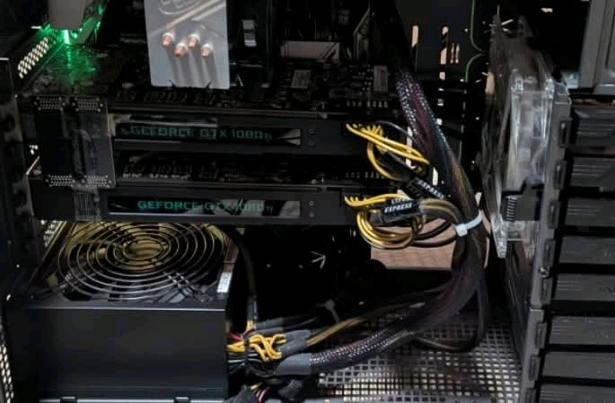GeForce GTX 1080 Ti 그래픽카드 2개 이미지