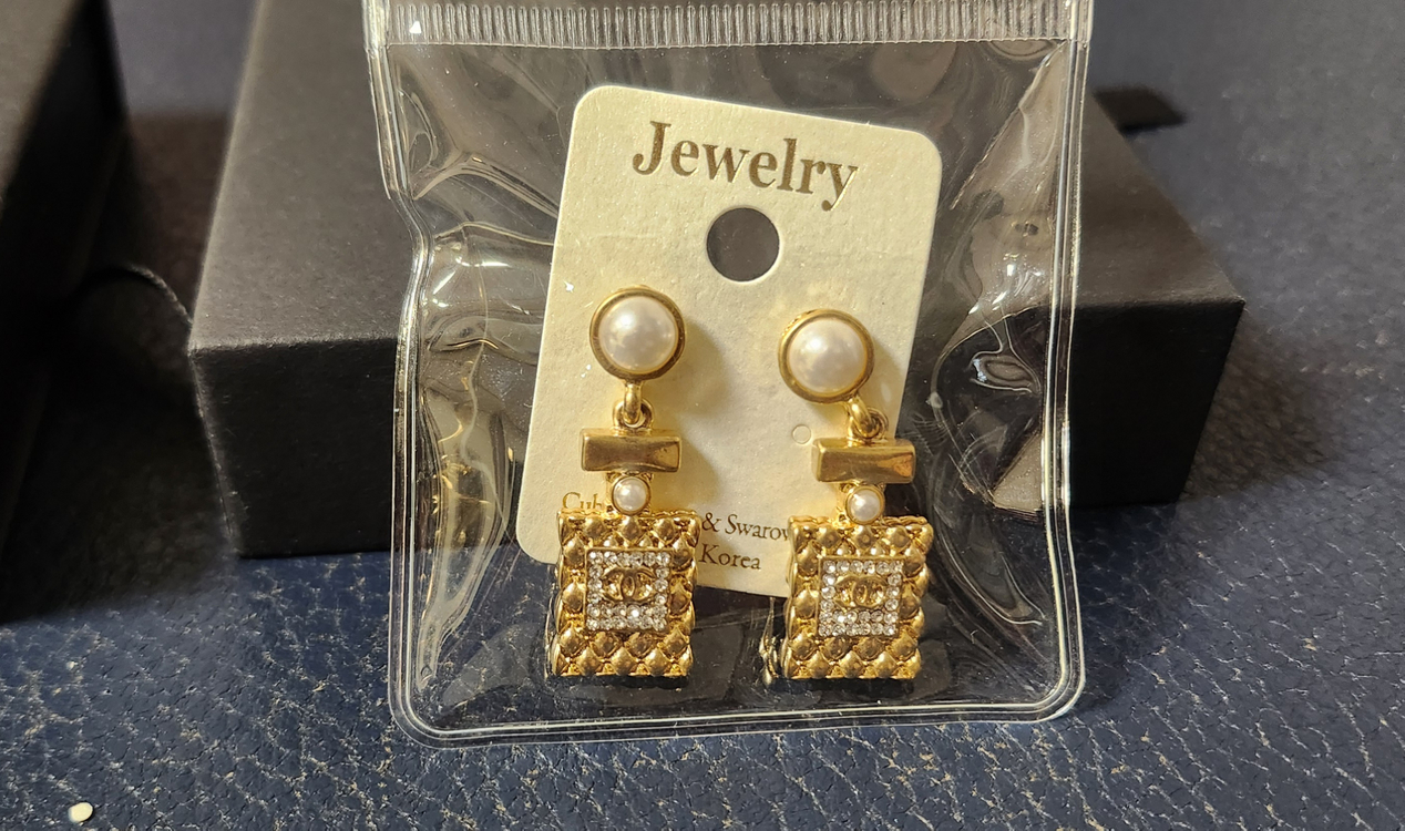 샤 귀걸이 향수귀걸이 드롭귀걸이(새상품)--2