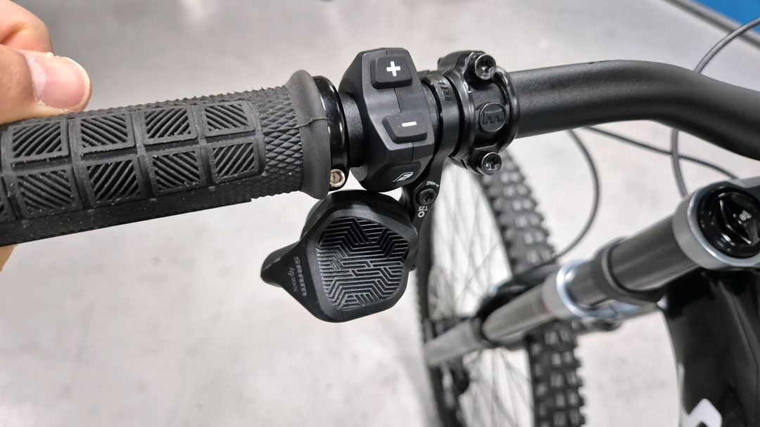 스페셜라이즈드 케니보SL 풀서스펜션 MTB--5