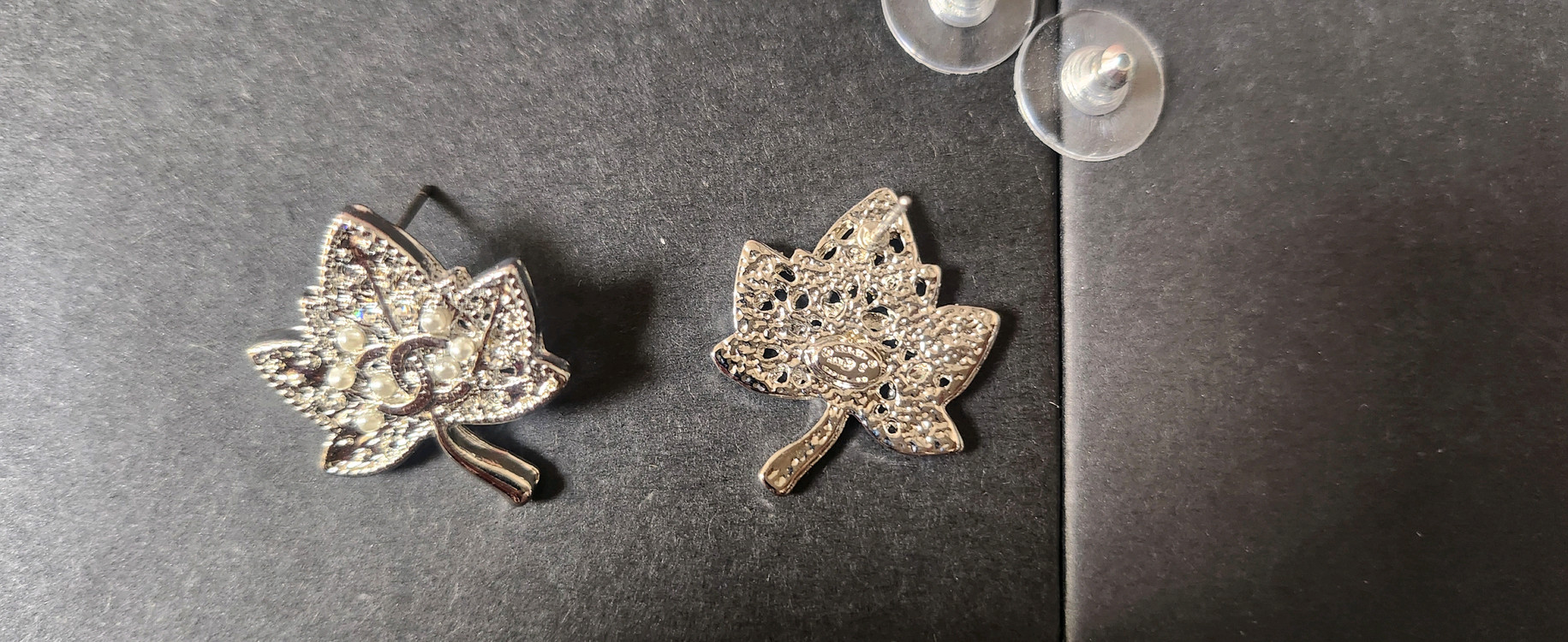 샤귀걸이 나뭇잎귀걸이 실버 딱붙귀걸이(새상품)--3