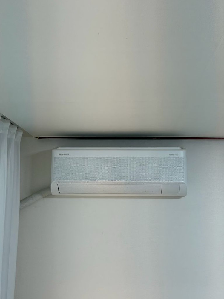 오브제 스탠드형 에어컨 이미지