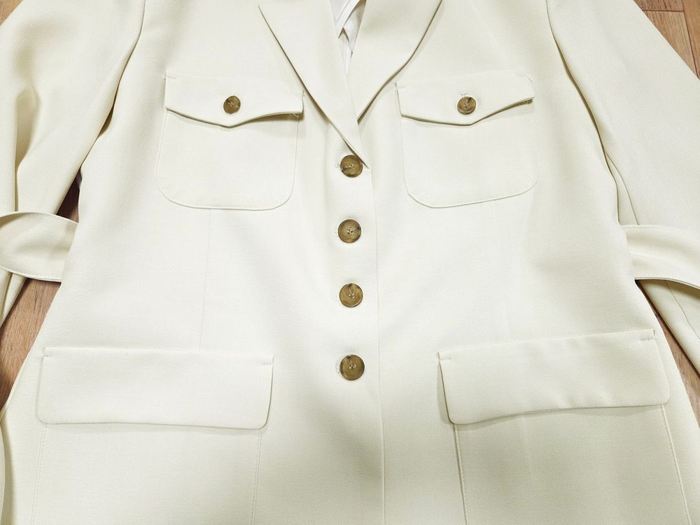 에토(eto) 벨티드 사파리자켓 프리사이즈 새상품--6